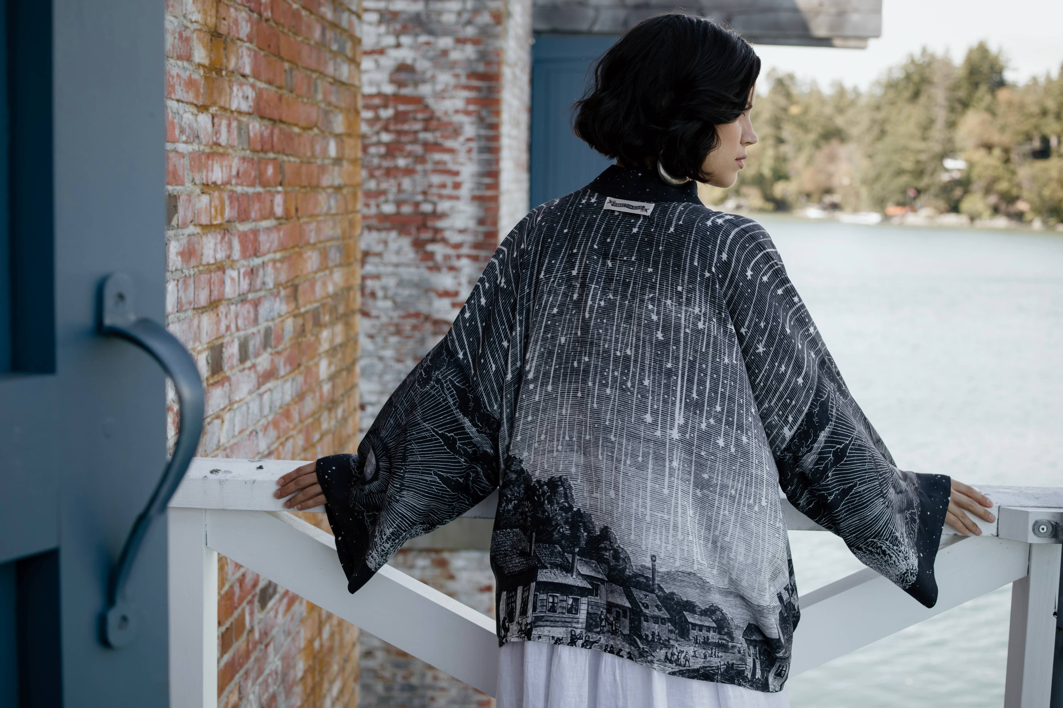Market of Stars - Stargazer Cropped Bamboo Kimono Cardigan with Falling Stars