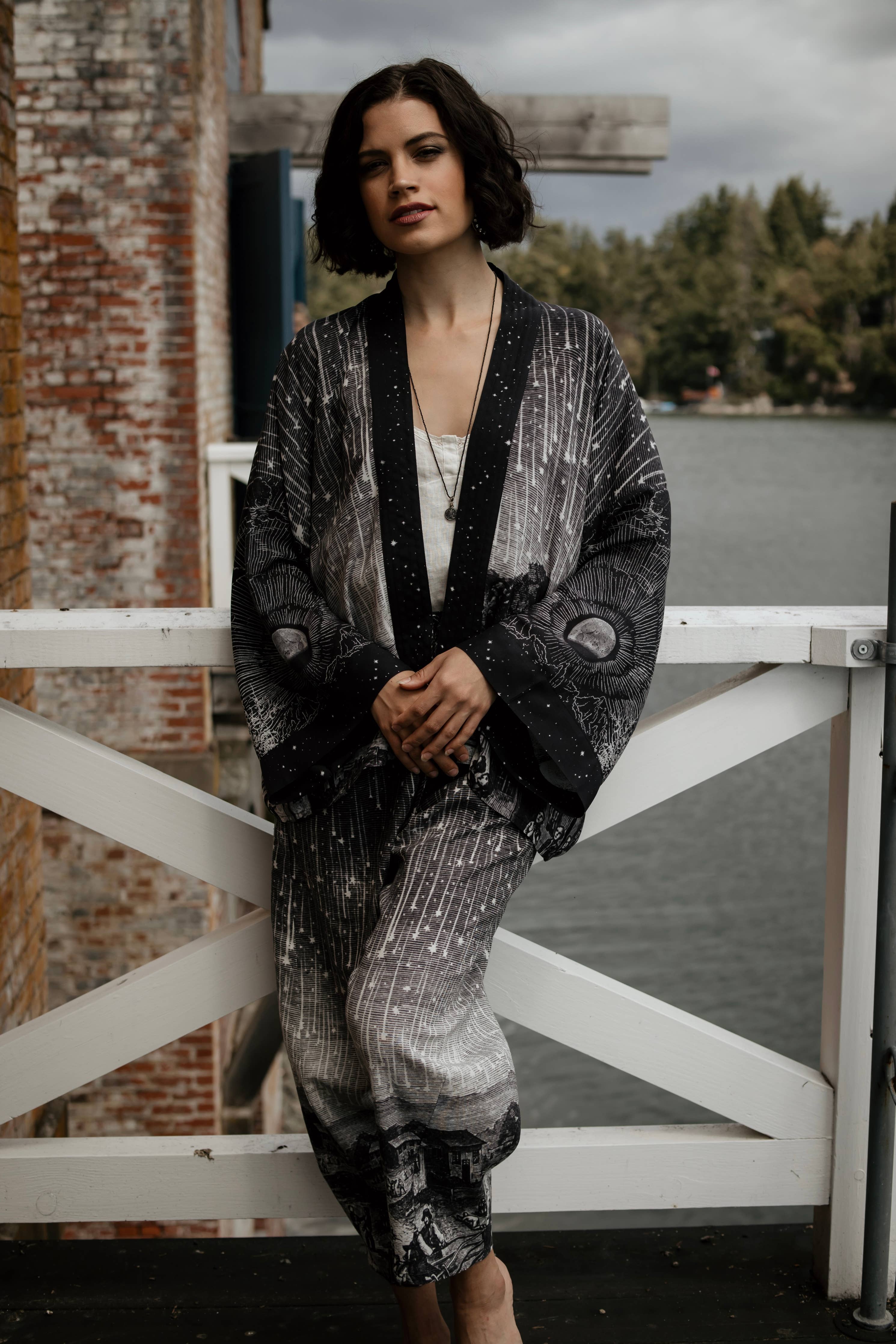 Market of Stars - Stargazer Cropped Bamboo Kimono Cardigan with Falling Stars