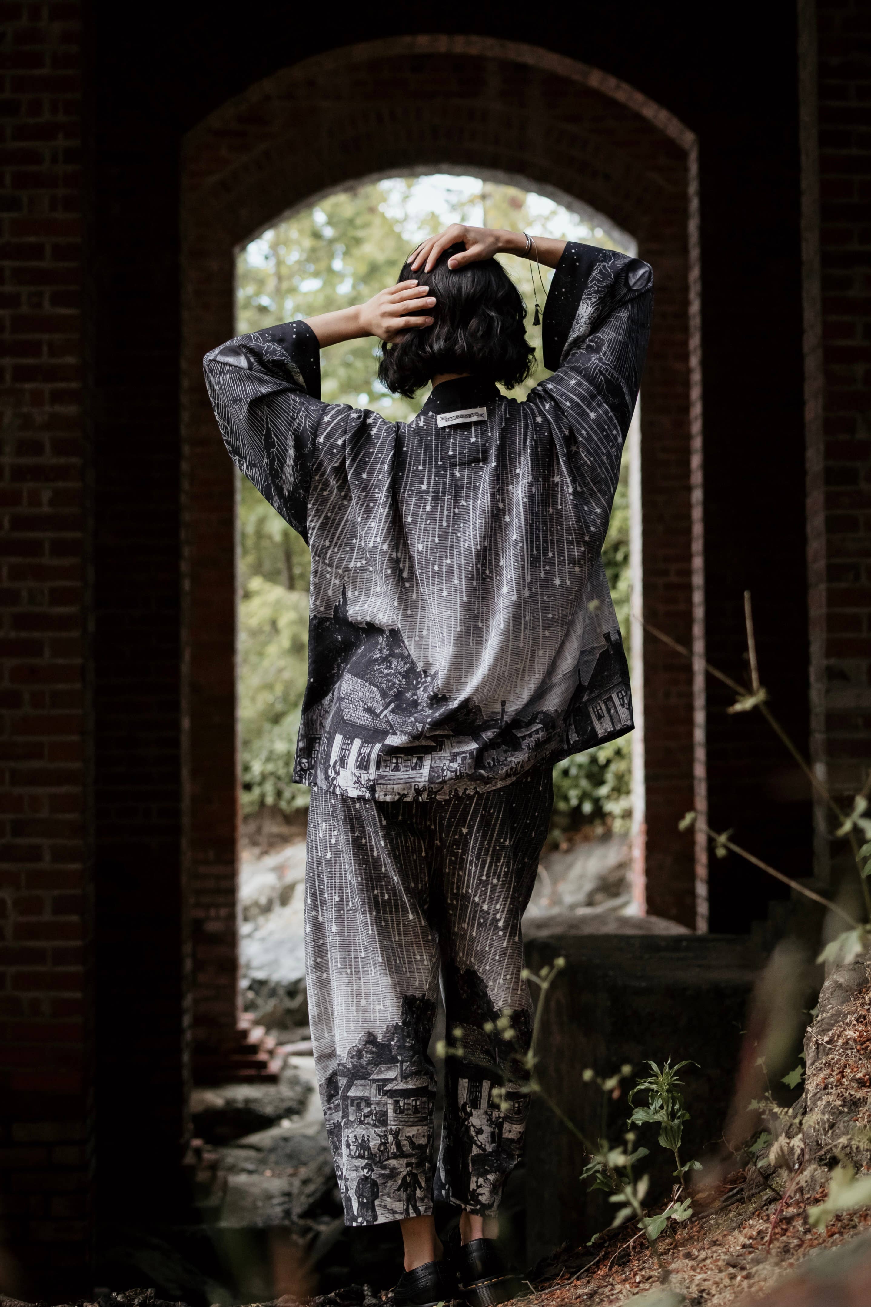 Market of Stars - Stargazer Cropped Bamboo Kimono Cardigan with Falling Stars