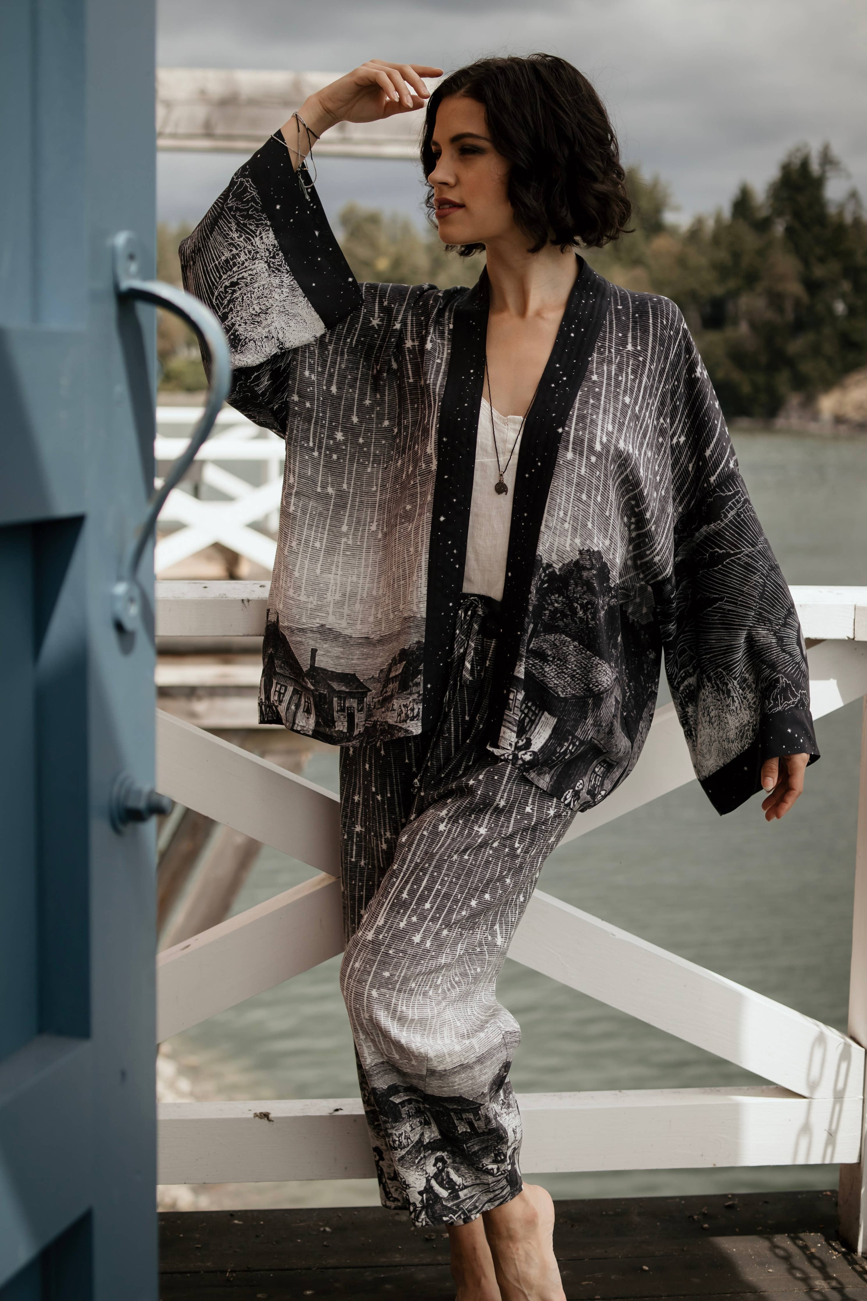 Market of Stars - Stargazer Cropped Bamboo Kimono Cardigan with Falling Stars