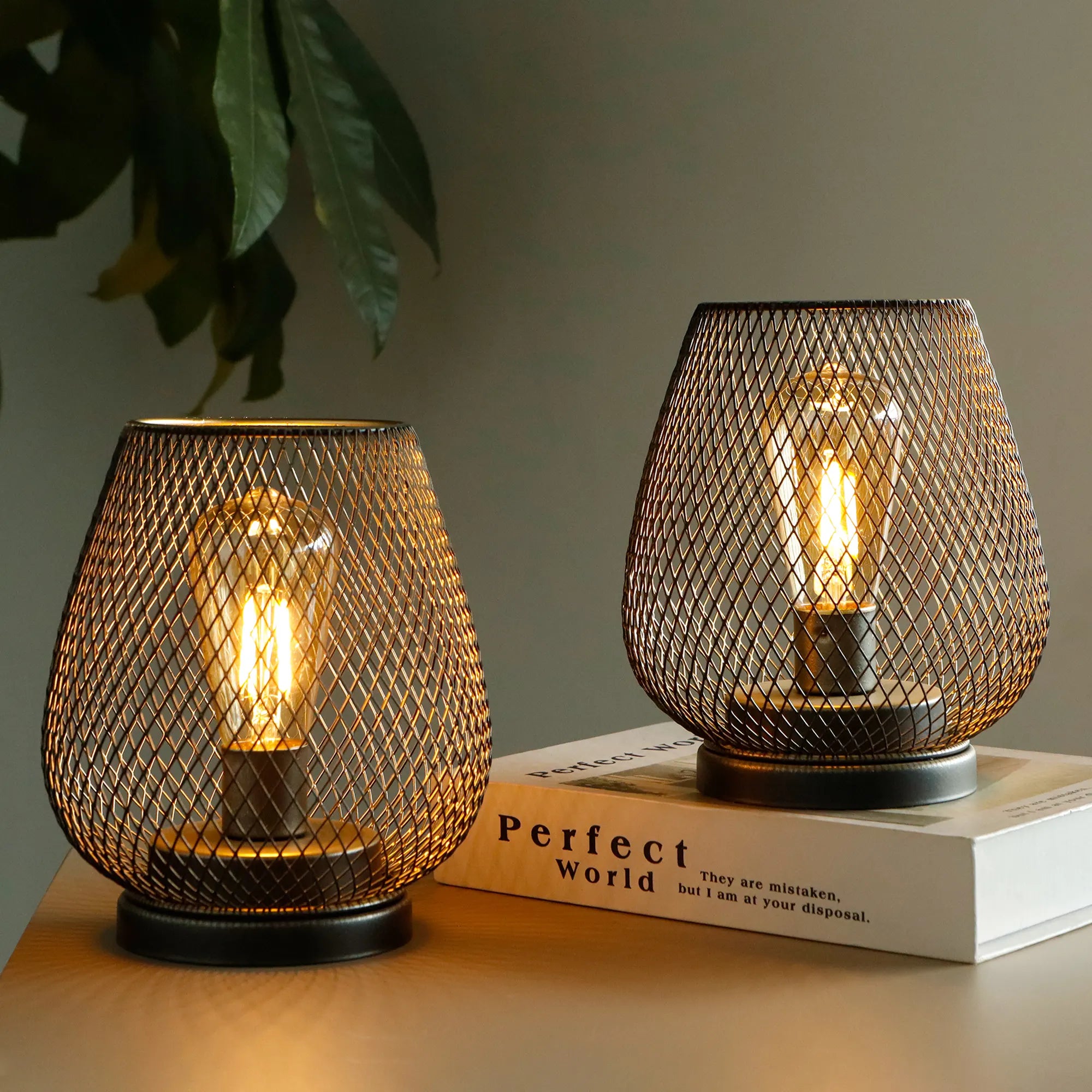 Set of 2- 6.5''H Metal Table Lamps (Brown)