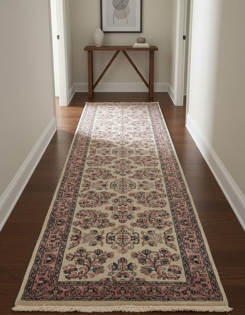 Sultanabad 100% wool Hand Made Rug, 2' 9" x 10' (P)