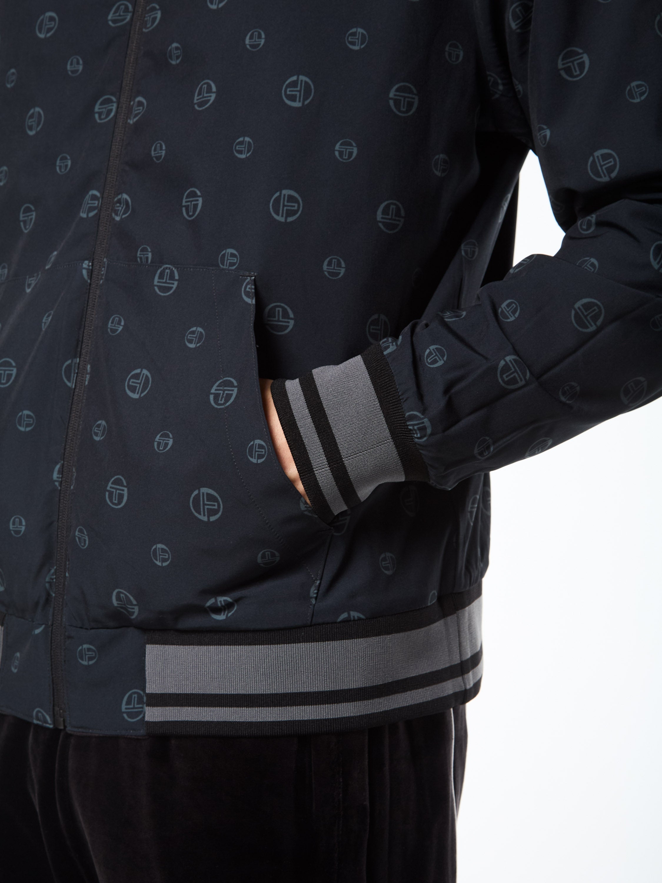 Viaggioa Reversible Velour Track Jacket-Black Beauty