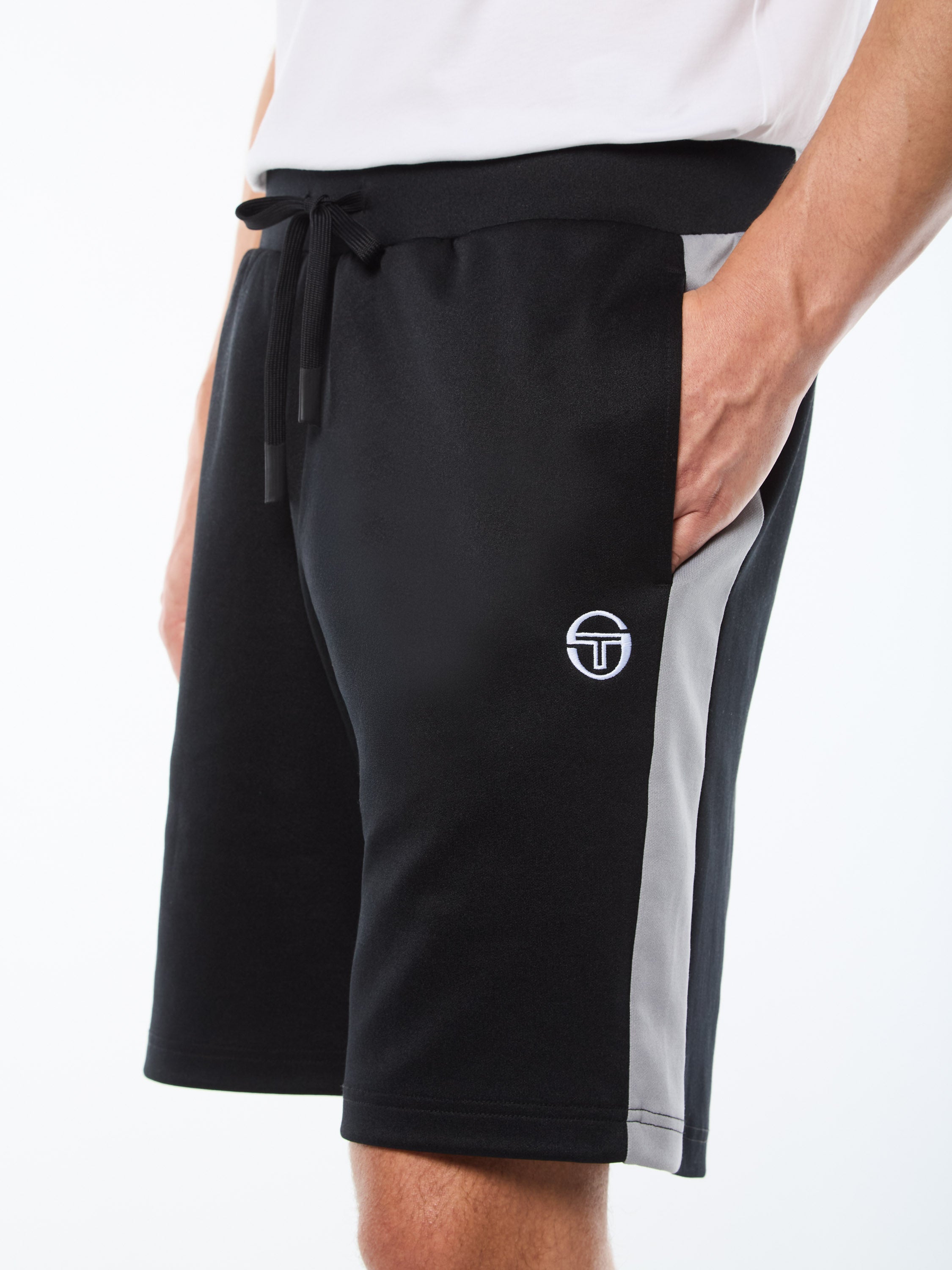 Viscotti Track Short-Black Beauty